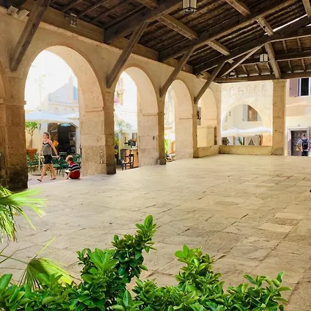 Location 2 A Lavanda Piscine Bonifacio بونيفَسْيو